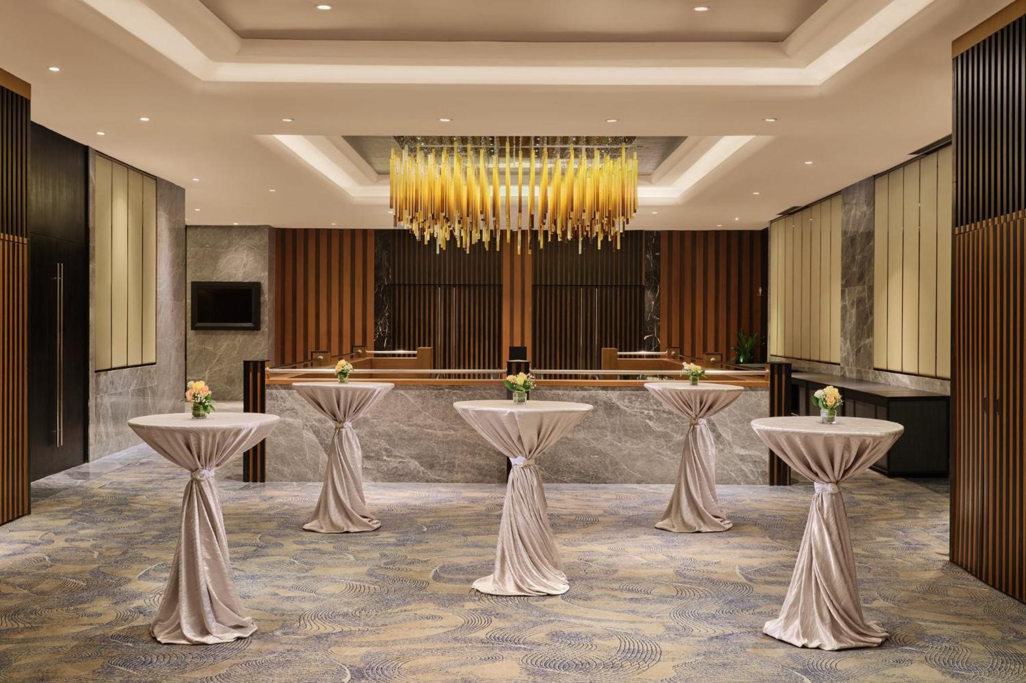 Voco Orchard Singapore By Ihg Exterior foto The Westin Hyderabad HICC
